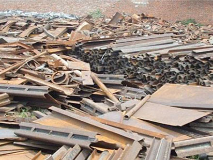 废铁回收
